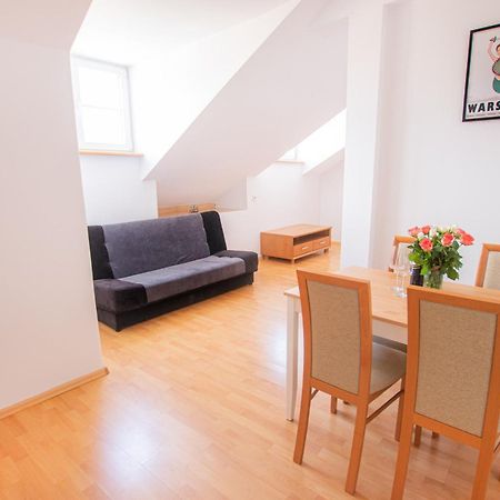 Podwale Str Large Flat In The Heart Of Old Town Apartamento Varsóvia Exterior foto